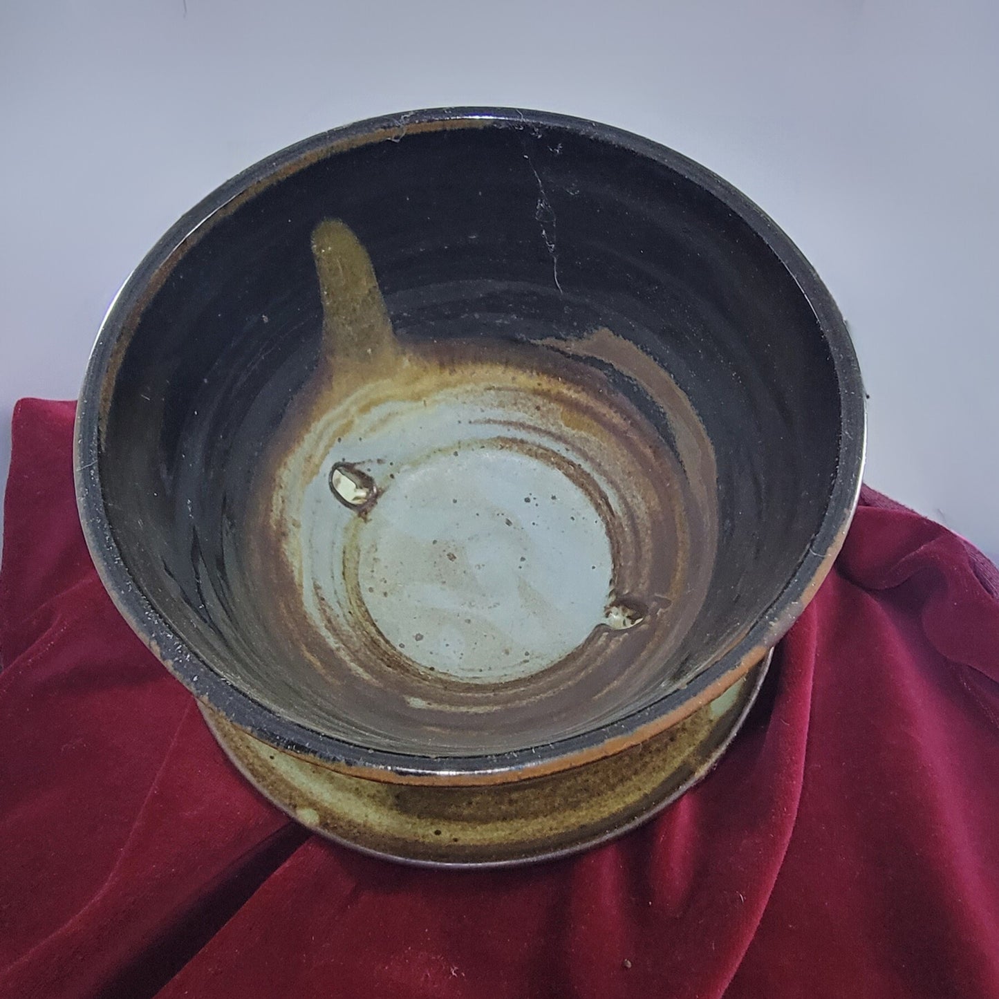 Planter with built in saucer